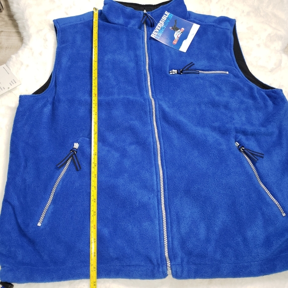 Men Reversible Vest Jacket - Picture 3 of 9